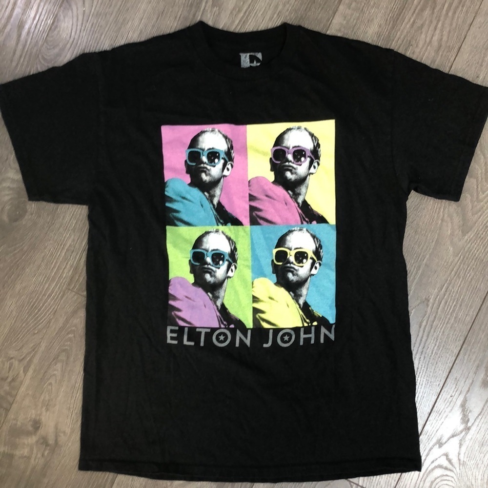 Elton John t shirt size medium / ME Elton John hard cover book - Picture 2 of 11